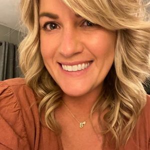 Meet your Posher, Renée